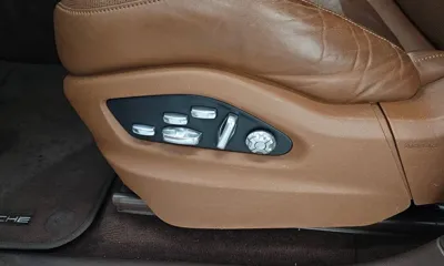 Porsche Cayenne 2020, 74006 км, за 78800000 KRW - фото 35