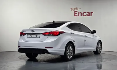 Hyundai Avante 2015, 114355 км, за 5500000 KRW - фото 2