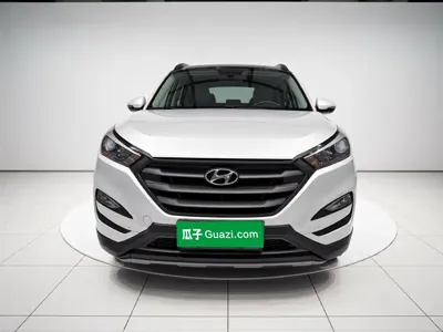 Hyundai Tucson 2016, 90000 км, за 34000 CNY