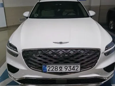 Genesis GV70 · 2025 год
