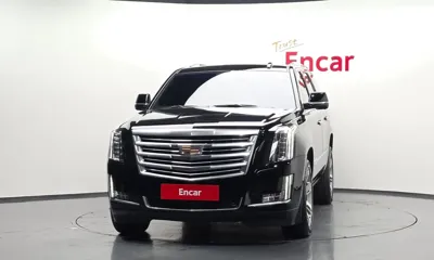 Cadillac Escalade 2018, 75087 км, за 32700000 KRW
