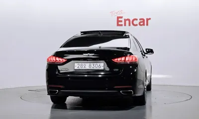 Hyundai Genesis 2014, 195738 км, за 8900000 KRW