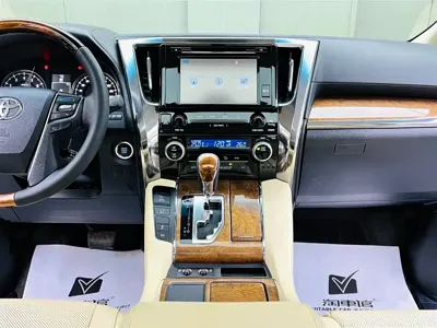 Toyota Alphard 2017, 140000 км, за 375000 CNY - фото 12