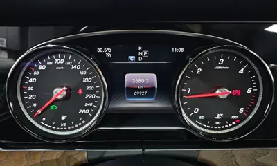 Mercedes-Benz E-Class 2019, 69927 км, за 29290000 KRW - фото 8
