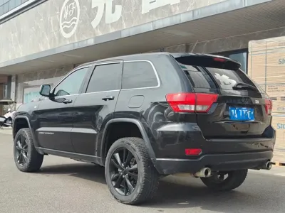 Jeep Grand Cherokee (Import) 2012, 160000 км, за 40300 CNY