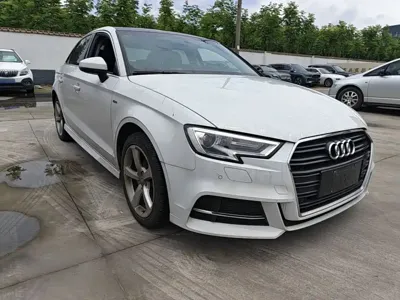 Audi A3 2018, 147000 км, за 41200 CNY