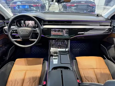 Audi A8 2022, 110000 км, за 598800 CNY - фото 7