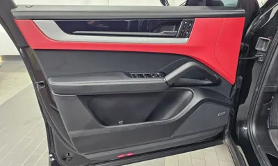 Porsche Cayenne 2025, 24375 км, за 149900000 KRW - фото 24
