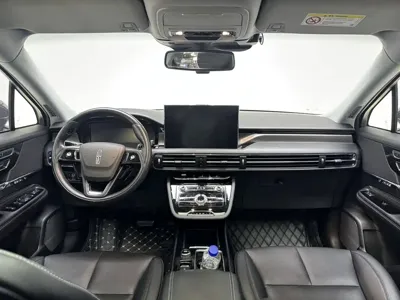 Lincoln Corsair 2022, 89200 км, за 102100 CNY - фото 8