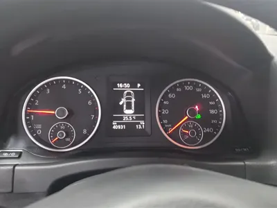 Volkswagen Tiguan 2017, 40900 км, за 53500 CNY - фото 14