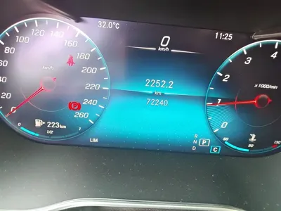 Mercedes-Benz C-Class 2021, 72200 км, за 122800 CNY - фото 8