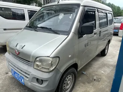 Wuling Zhiguang 2015, 90000 км, за 7800 CNY