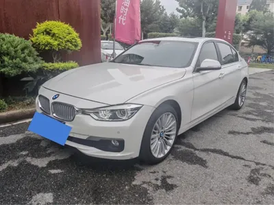 BMW 3 Series · 2018 год