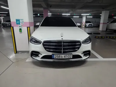 Mercedes-Benz S-Class · 2022 год