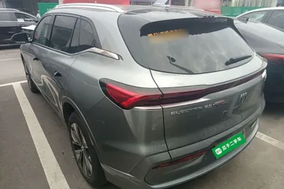 Buick E5 2025, 9300 км, за 155156.42 CNY
