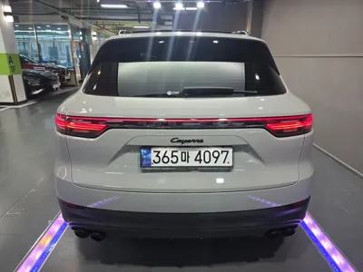 Porsche Cayenne 2023, 59900 км, за 105000000 KRW