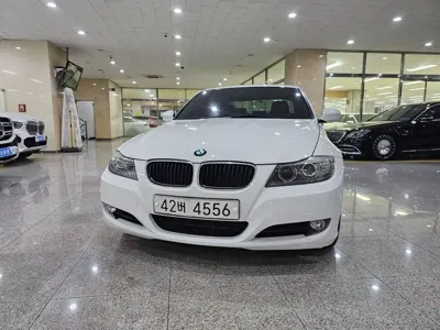 BMW 3-Series · 2011 год