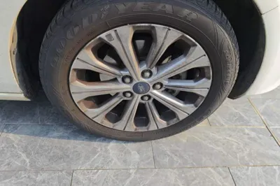 Ford Escort 2015, 146700 км, за 21495.18 CNY - фото 8