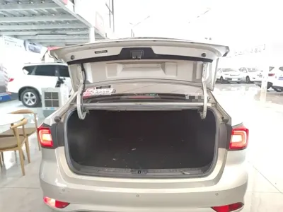 Roewe i5 2021, 68900 км, за 32100 CNY - фото 19
