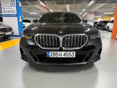 BMW 5-Series · 2024 год