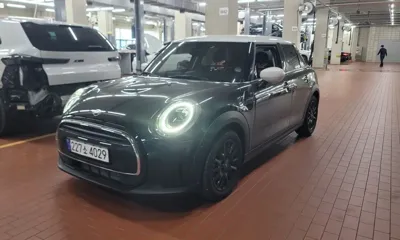 MINI Cooper 2024, 8900 км, за 29000000 KRW - фото 2
