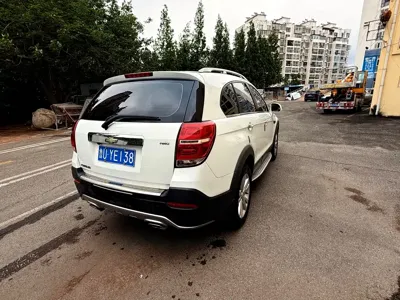 Chevrolet Captiva 2017, 100000 км, за 23800 CNY