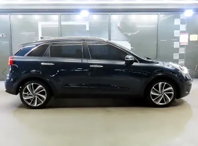 Kia Niro 2017, 182602 км, за 9900000 KRW - фото 3