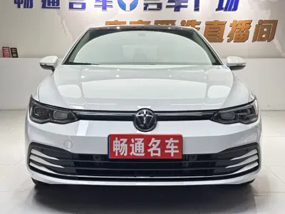 Volkswagen Golf · 2022 год