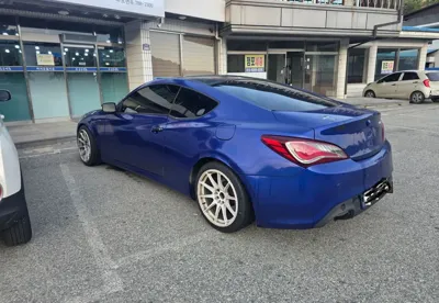 Hyundai Genesis 2010, 231000 км, за 7000000 KRW