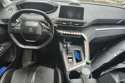 Peugeot 4008 2017, 127100 км, за 43352.63 CNY - фото 6