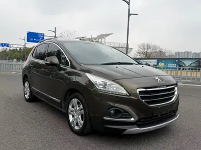 Peugeot 3008 2016, 140000 км, за 19800 CNY