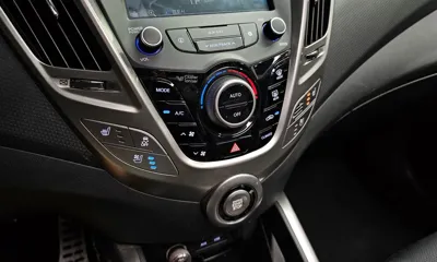 Hyundai Veloster 2016, 83225 км, за 6990000 KRW - фото 17