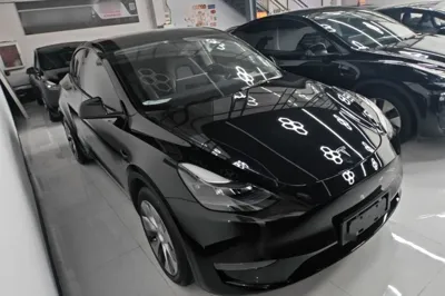 Tesla Model Y 2021, 47300 км, за 166760.98 CNY