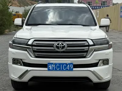 Toyota Land Cruiser 2009, 280000 км, за 210000 CNY