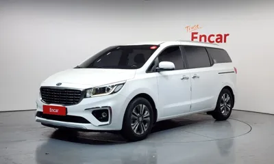 Kia Canival · 2020 год