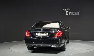 Mercedes-Benz C-Class 2017, 73847 км, за 17500000 KRW
