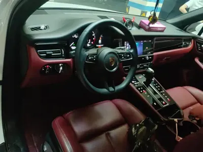 Porsche Macan 2022, 29600 км, за 327000 CNY - фото 12