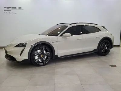 Porsche Taycan · 2024 год
