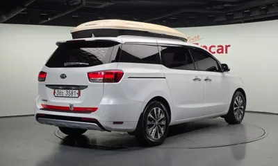 Kia Canival 2018, 111322 км, за 9450000 KRW - фото 2