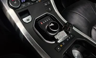 Land Rover Range Rover Evoque 2018, 84170 км, за 13700000 KRW - фото 9