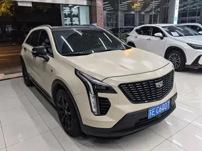 Cadillac XT4 · 2022 год