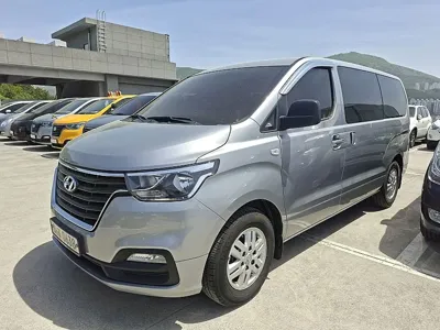 Hyundai Starex 2018, 176110 км, за 10500000 KRW