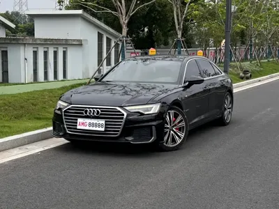 Audi A6L 2020, 80000 км, за 178000 CNY - фото 1