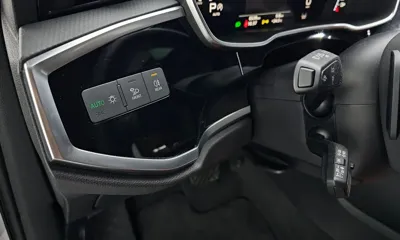 Audi Q3 2025, 6539 км, за 53900000 KRW - фото 27