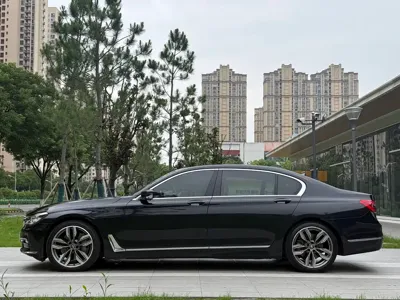 BMW 7 Series 2016, 140000 км, за 209800 CNY - фото 18