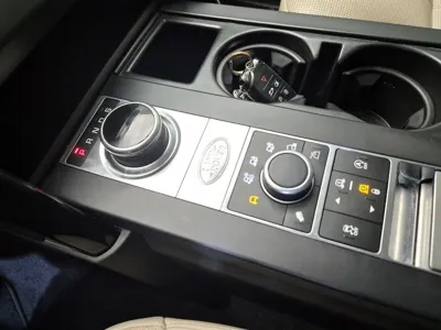 Land Rover Discovery 2020, 99437 км, за 25500000 KRW - фото 8