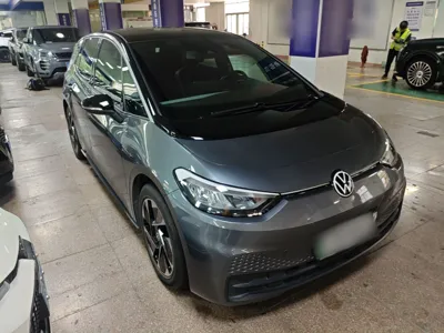 Volkswagen ID.3 2023, 25200 км, за 100555.56 CNY