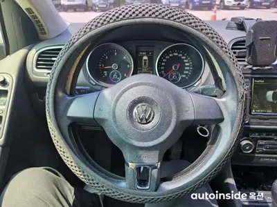 Volkswagen Golf 2013, 122000 км, за 4000000 KRW - фото 6
