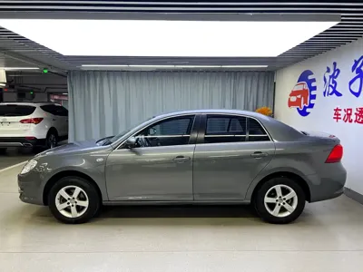 Volkswagen Bora 2011, 114000 км, за 16800 CNY