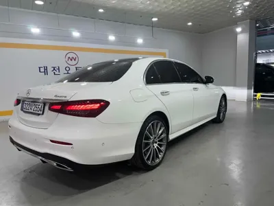 Mercedes-Benz E-Class 2021, 49150 км, за 43900000 KRW - фото 4